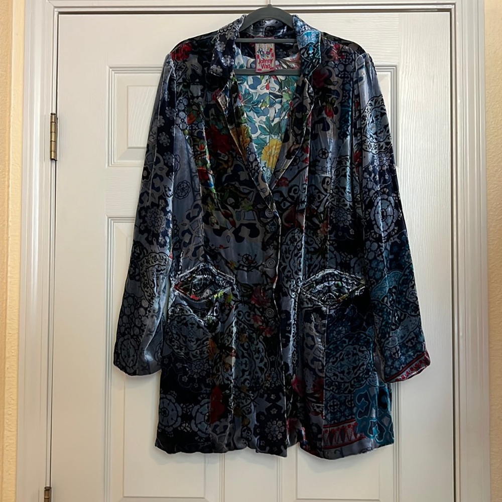 Johnny Was Floral 3-Button Velvet Jacket